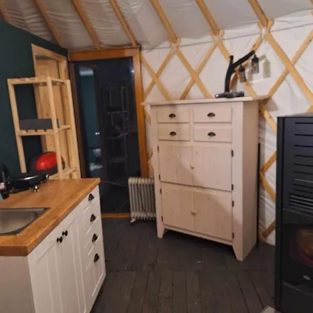 Zagroda Zabłocie Jurty Zablocie (Legionowo)