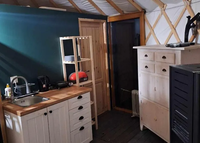 Zagroda Zabłocie Jurty *