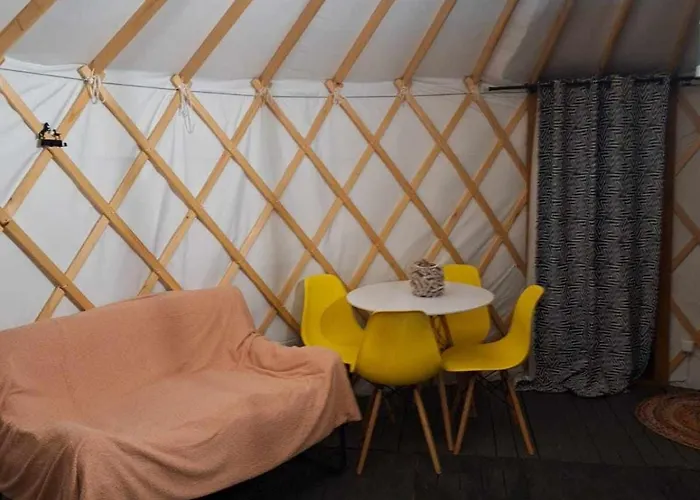 Zagroda Zabłocie Jurty Zablocie (Legionowo)